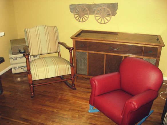 connie ward girl with a past genealogy blog 1940 vintage rocking chair heirloom